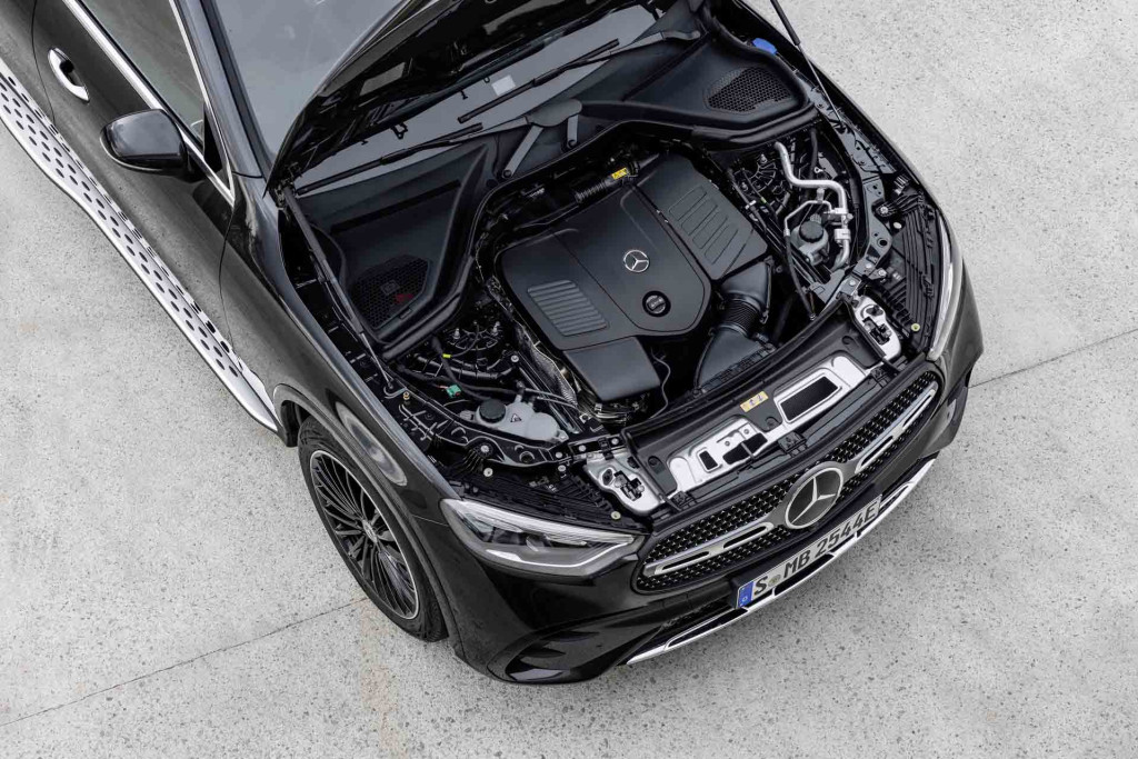 Redesigned 2024 Mercedes-Benz GLC-Class Coupe debuts, Redesigned 2024 Mercedes-Benz GLC-Class Coupe debuts