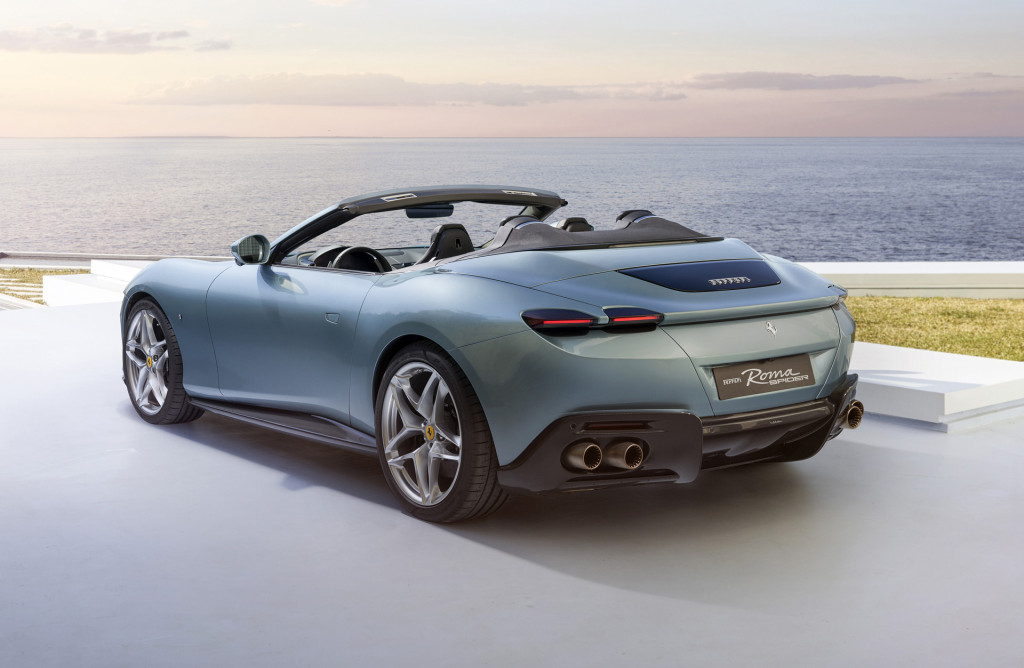 Ferrari Roma Spider sees return of soft-top roof