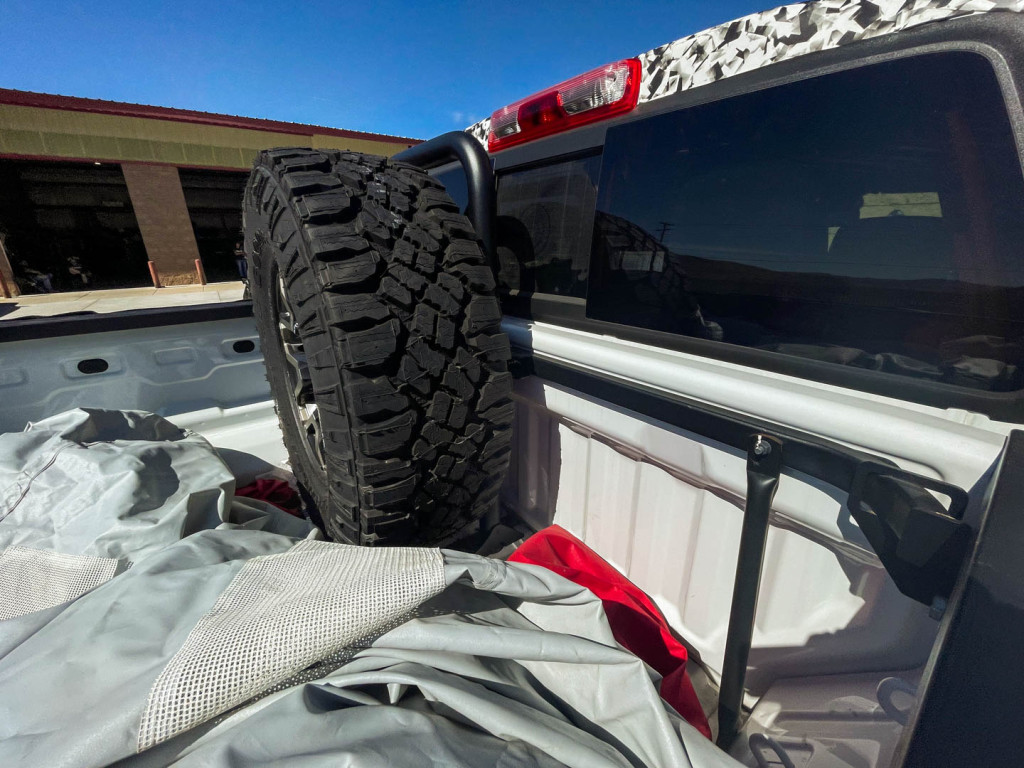 , Chevrolet Colorado ZR2 Bison teased