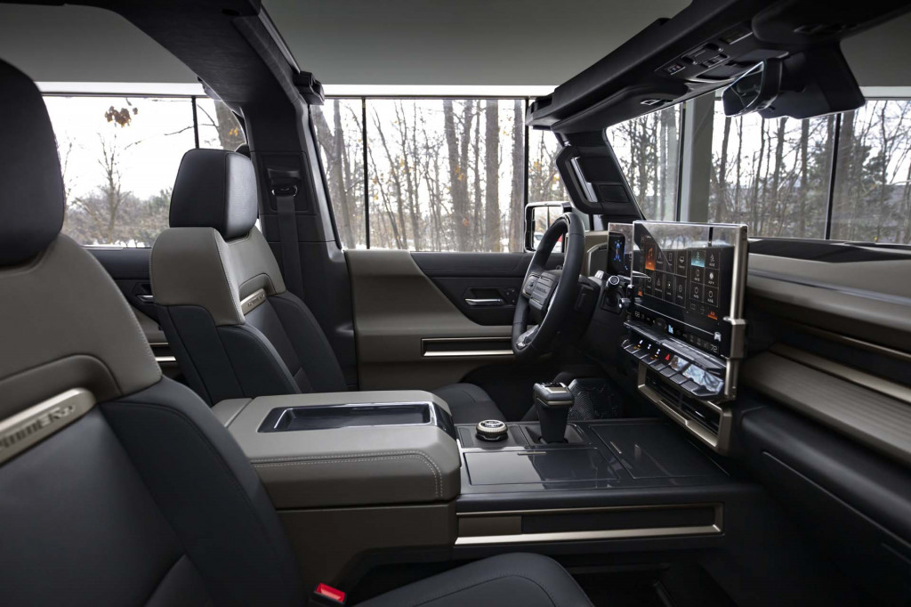 , 2024 GMC Hummer EV SUV gets 3X grade, 314-mile range estimate