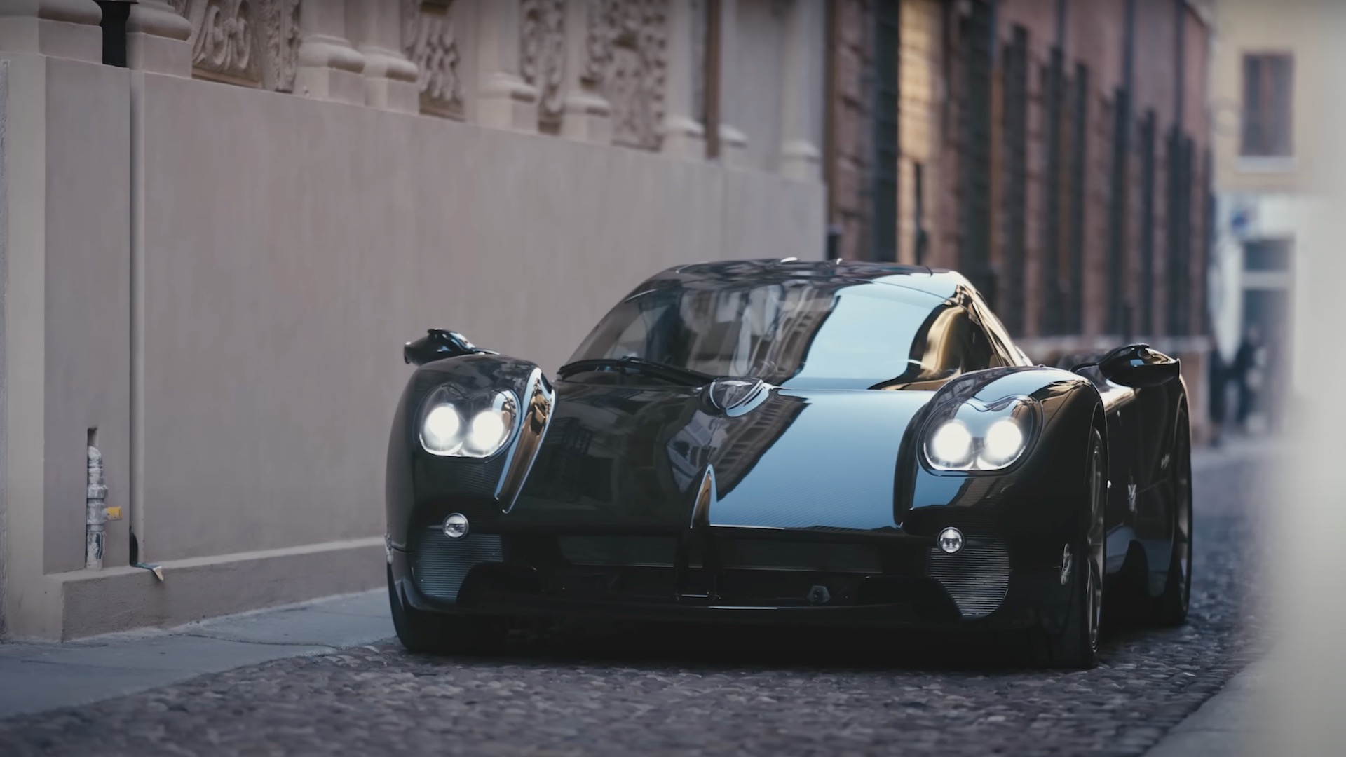 Pagani Utopia delivers art in motion