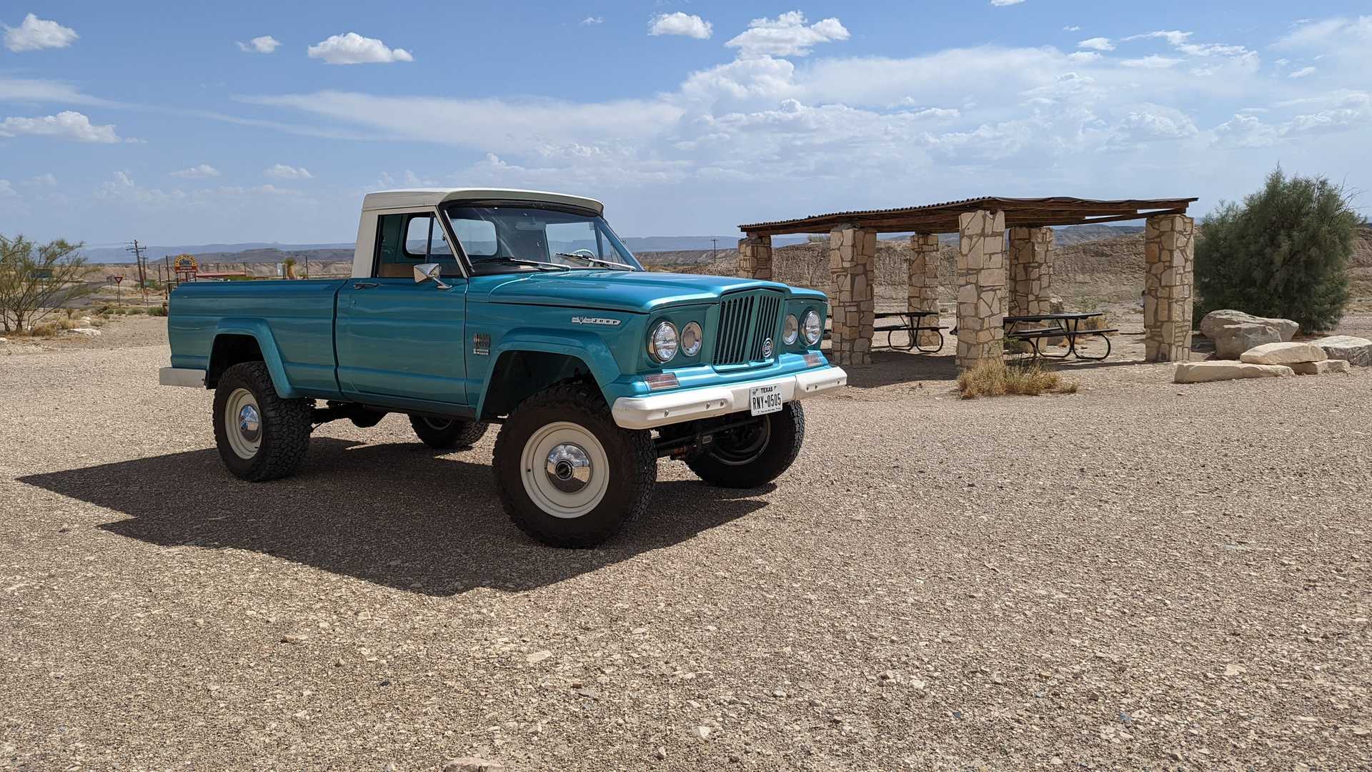 Vigilante 4×4's Jeep Gladiator restomod offers up to 1,000 hp