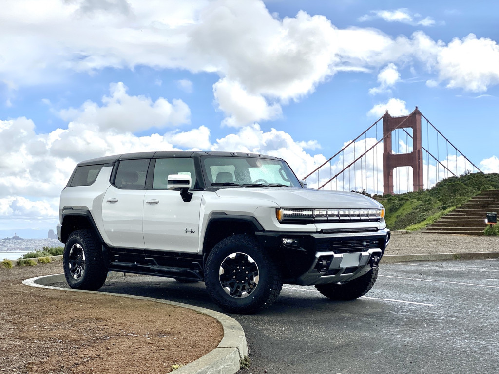 Review: 2024 GMC Hummer EV SUV shows off what can be, Review: 2024 GMC Hummer EV SUV shows off what can be