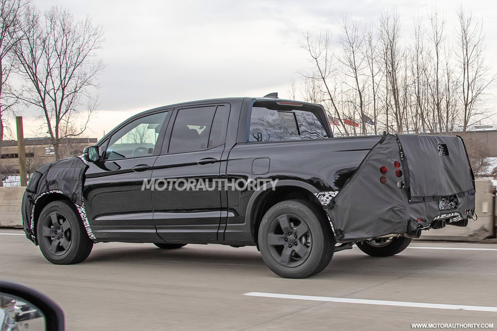 2024 Honda Ridgeline spy shots