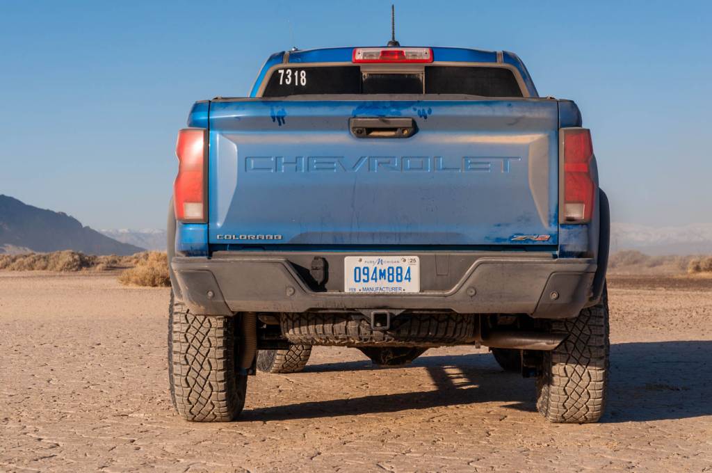 , Review: Chevy Colorado ZR2 shocks, rocks, and sand-blasts rivals