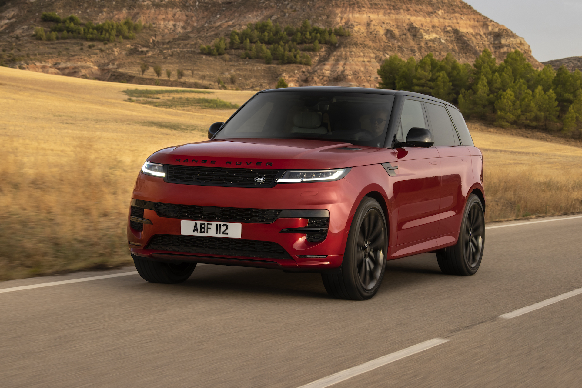 , Range Rover Sport SV performance flagship coming May 31